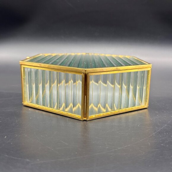 Vintage Jewelry Box Hexagon Ribbed Clear Glass Brass Hinged Top Mirrored Inside - Picture 4 of 11
